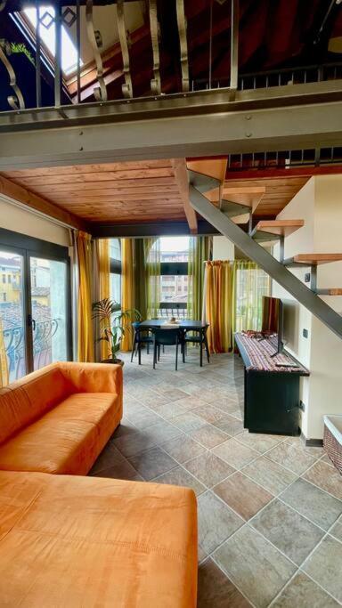 Apartmán Altana - Loft Sulla Citta Parma Exteriér fotografie